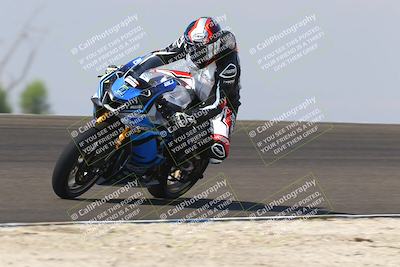 media/Sep-20-2025-TrackDaz (Sat) [[27f0cde673]]/B Group/1120am (Turn 2)/